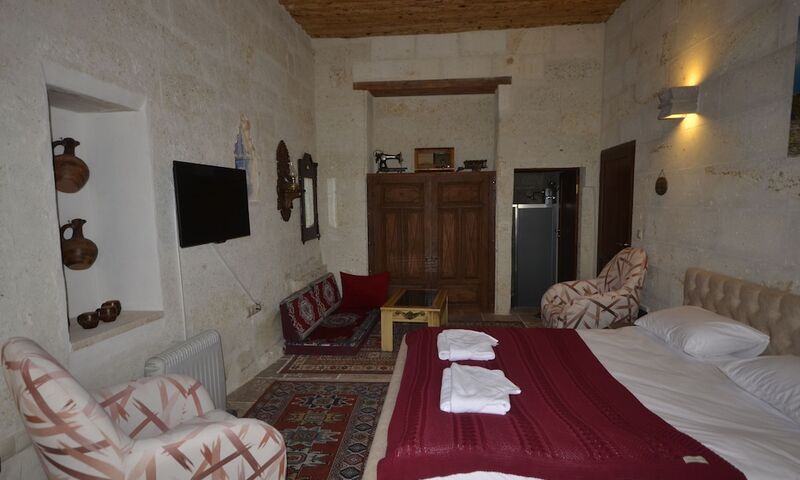 RZA Cave Hotel